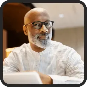 Robert Miller	52 anos